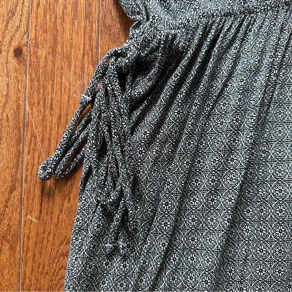 H&M women’s summer dress size extra large XL sleeveless white black geometric - Picture 5 of 13